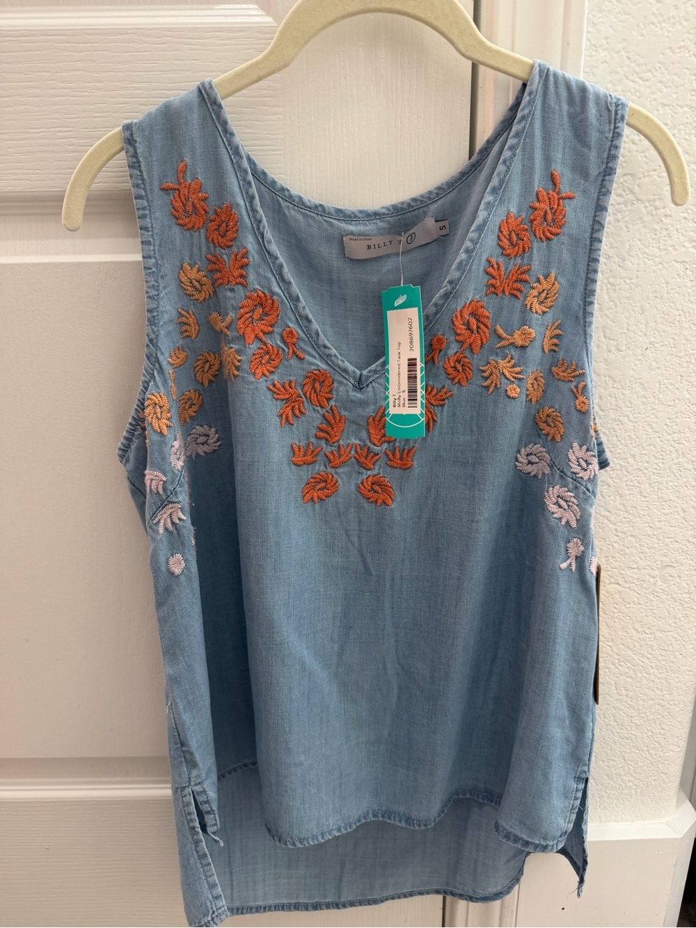 Billy T Floral Embroidered Tank